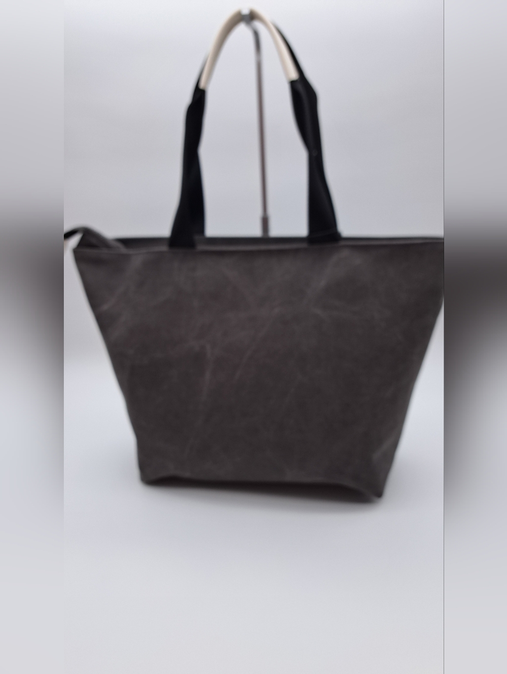 Karl Lagerfeld Paris Kristen Logo Tote Charcoal Grey - Picture 3 of 13